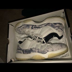 Jordan 11 snakeskin